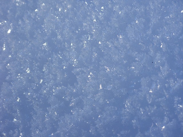 Lawiny - kryształki śniegu