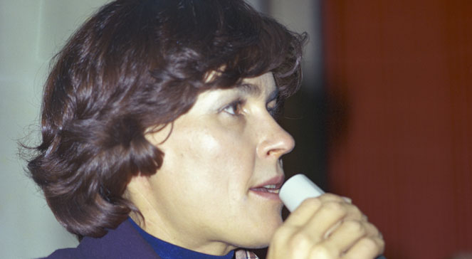 Warszawa 12.1978. Wanda Rutkiewicz na spotkaniu z fanami po powrocie z wyprawy na Mount Everest.
