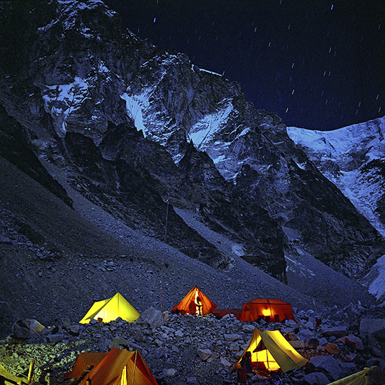 Jak Polacy wymyślili himalaizm zimowy – archiwum dokumentalisty pierwszego zimowego wejścia na Mount Everest